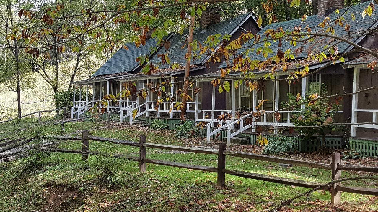 The Cabins At Healing Springs Crumpler Exterior foto